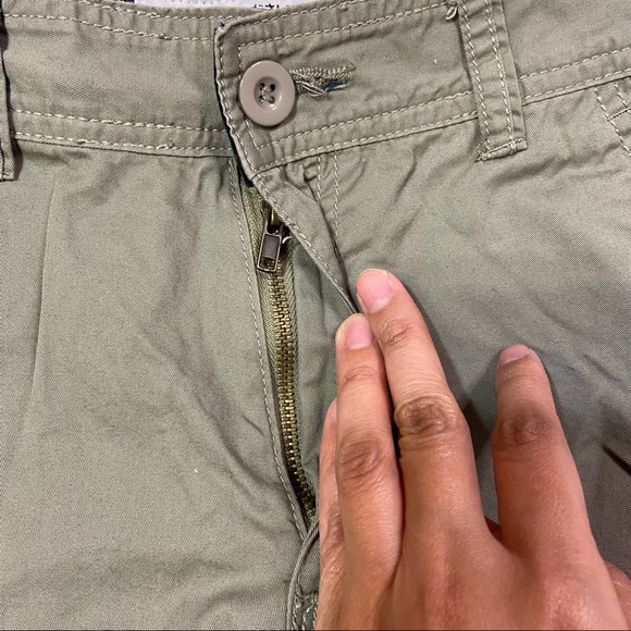 SUPERDRY Men’s Army Green Cargo Pants Size 32 - Picture 3 of 12